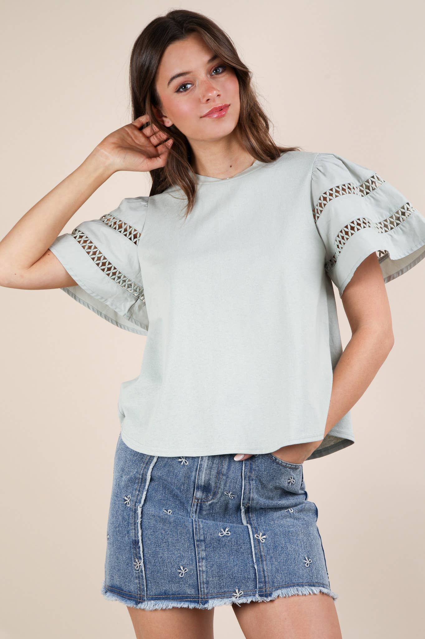 NT11953-Lace Trim Sleeve Solid Knit Top