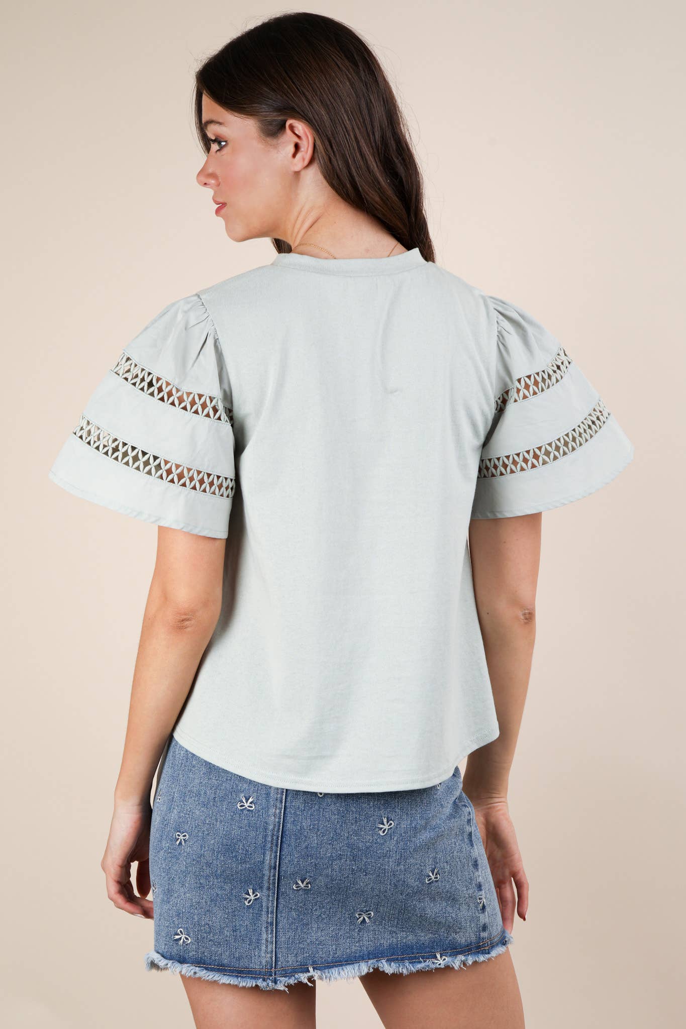 NT11953-Lace Trim Sleeve Solid Knit Top