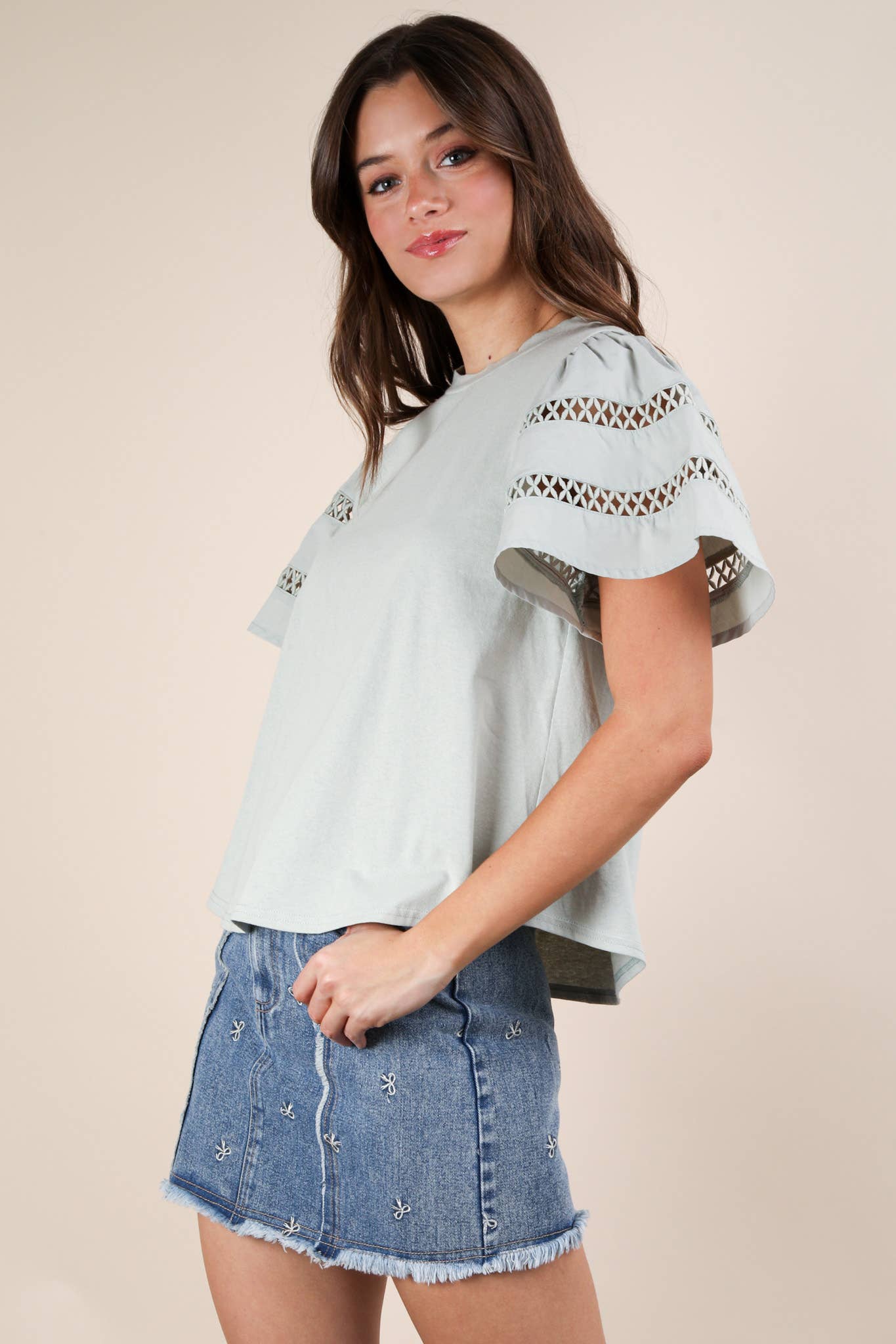 NT11953-Lace Trim Sleeve Solid Knit Top