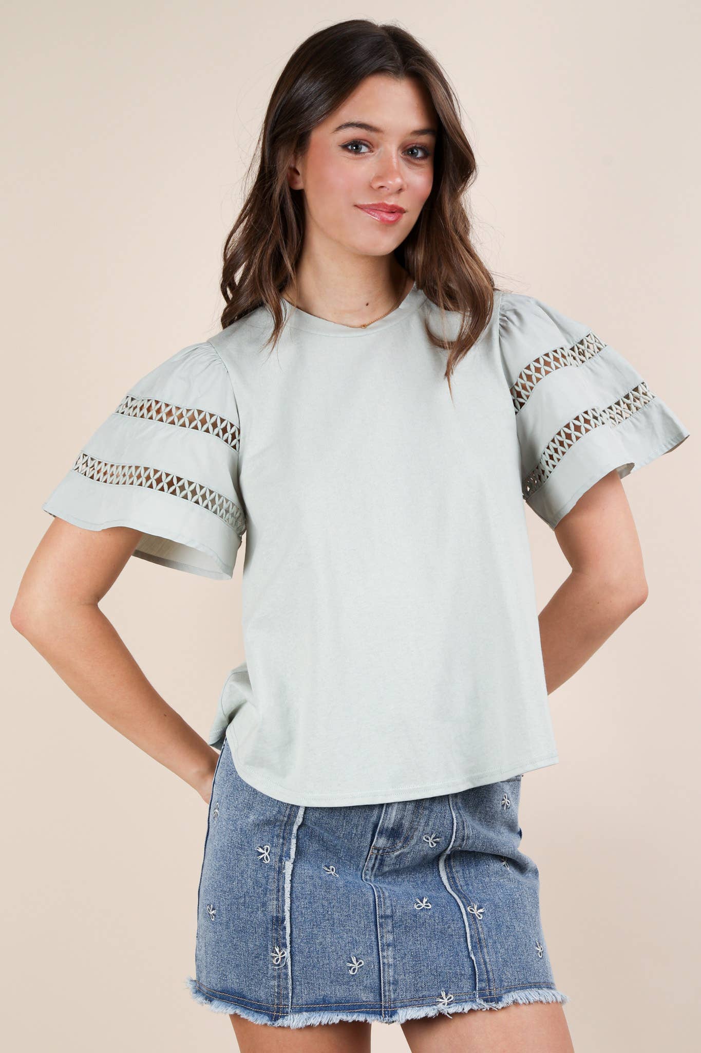 NT11953-Lace Trim Sleeve Solid Knit Top