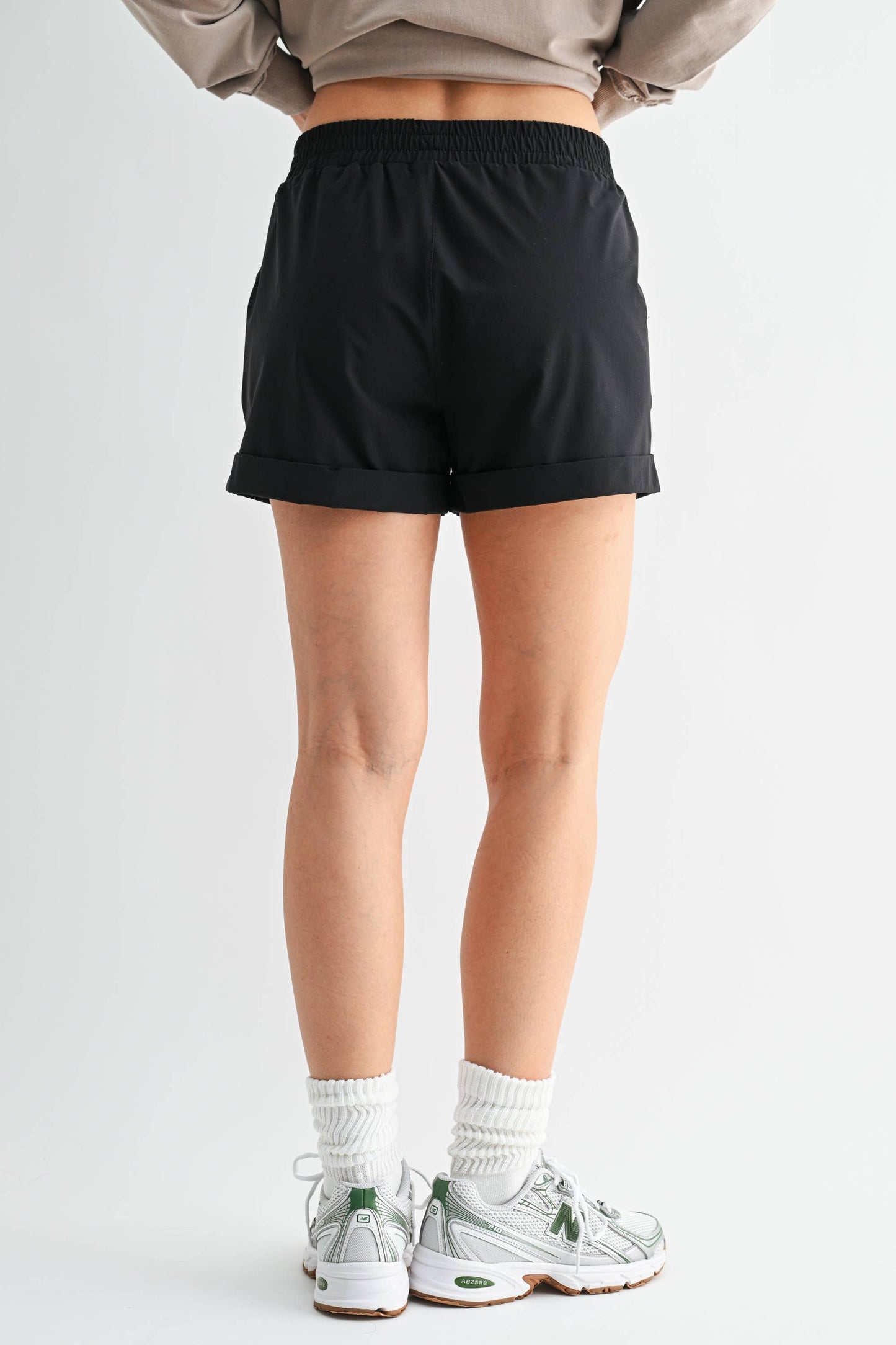 Highwaist Athleisure Shorts with Cuffed Leg